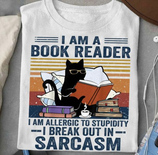 I Am A Bookaholic And I Regret Nothing T-Shirt