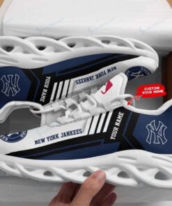 New York Yankees Personalized Yezy Running Sneakers SPD405