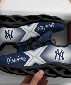 New York Yankees Yezy Running Sneakers BB715